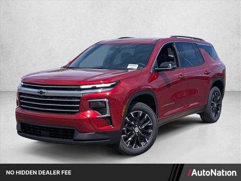 New 2026 Chevrolet Traverse LT w/ Sun and Wheel Package FWD image 1