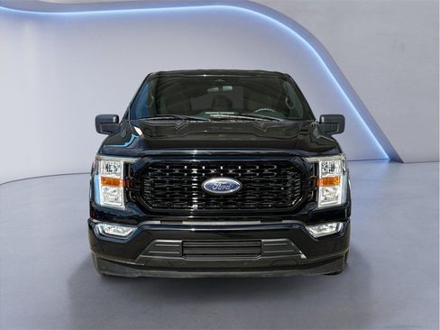 Used 2021 Ford F150 XLT RWD image 2