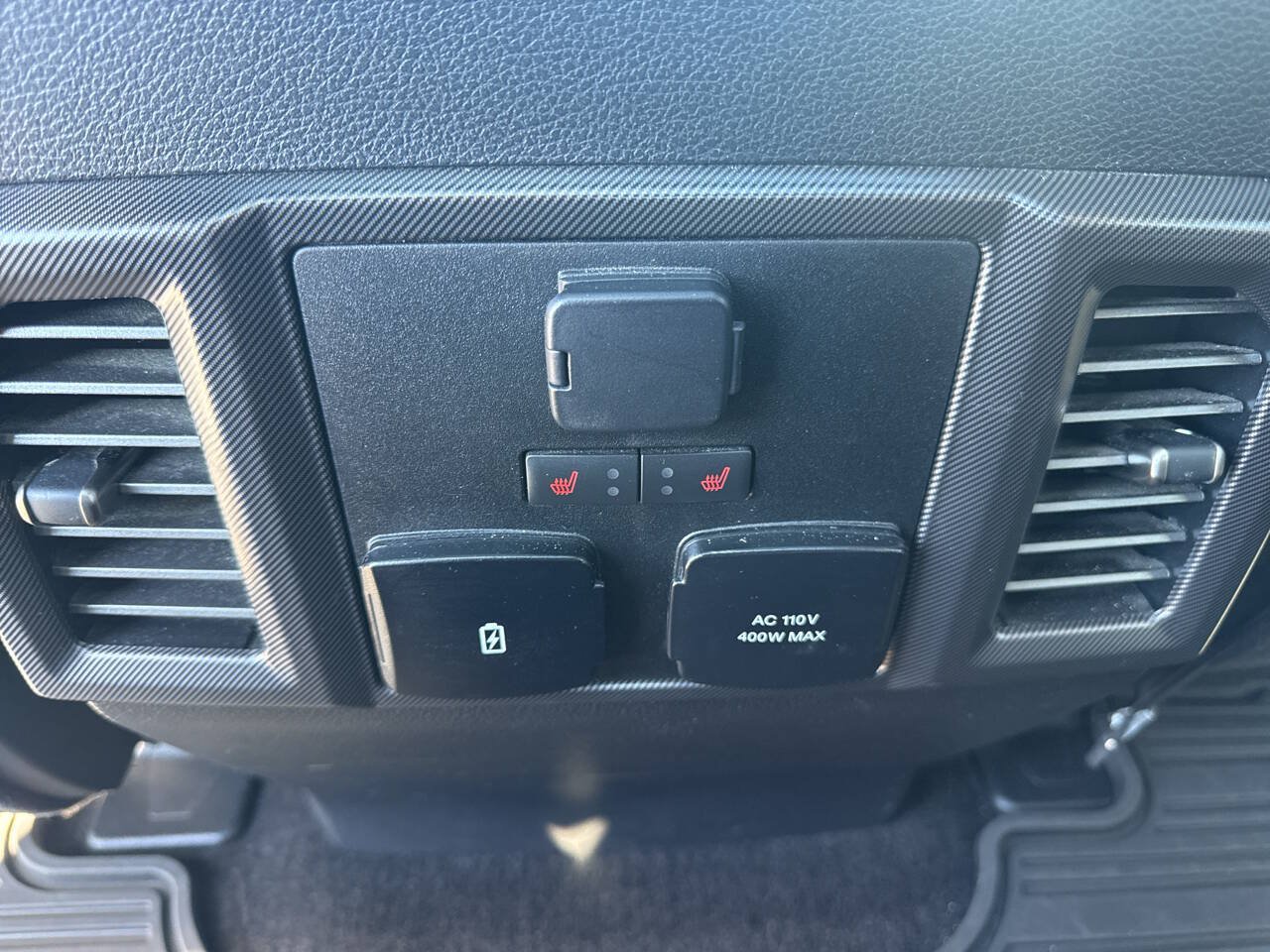 Used 2019 Ford F150 Raptor w/ Equipment Group 802A Luxury AWD/4WD image 18