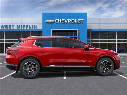 New 2025 Chevrolet Equinox EV LT image 5