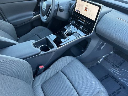 Certified 2025 Toyota bZ4X FWD image 20