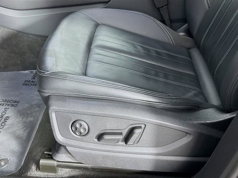 Used 2023 Audi Q5 2.0T Premium Plus image 21