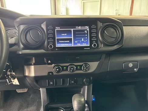 Used 2021 Toyota Tacoma SR image 11