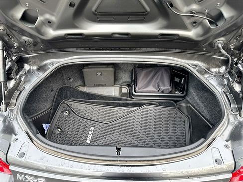 Used 2024 MAZDA MX-5 Miata RF Grand Touring w/ Weather Package image 23