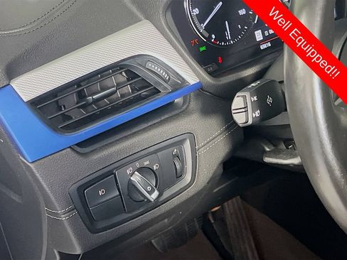 Used 2021 BMW X1 xDrive28i w/ M Sport Package AWD/4WD image 9