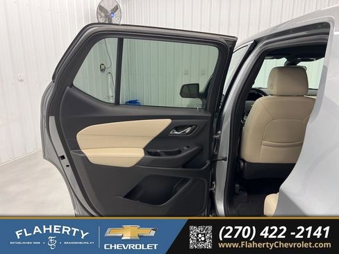 Used 2023 Chevrolet Traverse LS w/ Safety Package image 10