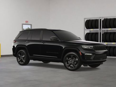 New 2024 Jeep Grand Cherokee Limited w/ Black Appearance Package image 6