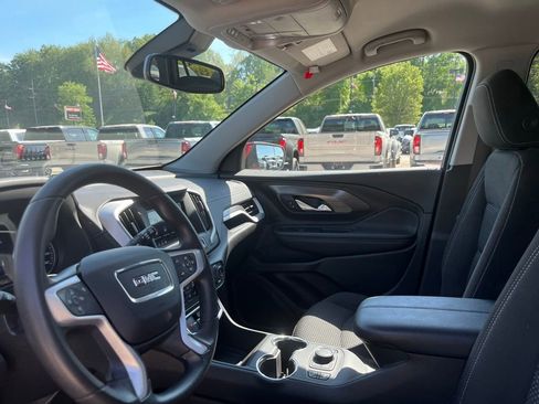 Used 2023 GMC Terrain SLE w/ Driver Convenience Package AWD/4WD image 19