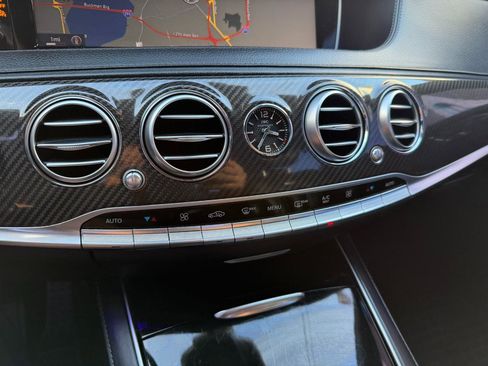 Used 2015 Mercedes-Benz S 63 AMG 4MATIC Sedan image 38