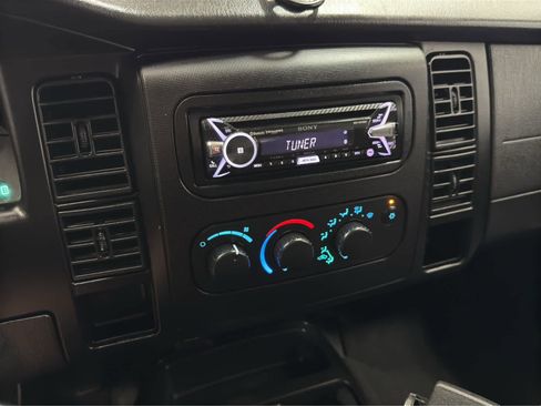 Used 2004 Dodge Dakota SLT w/ PWR Convenience Group image 21