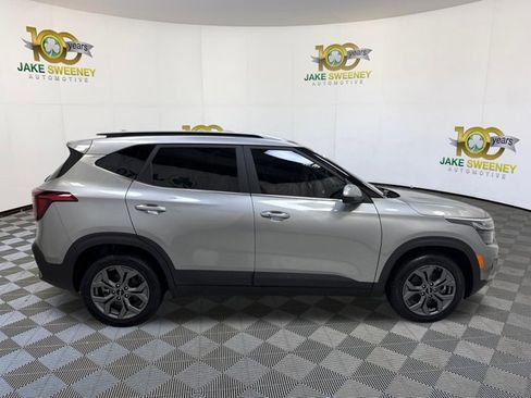 Certified 2024 Kia Seltos S AWD/4WD image 11