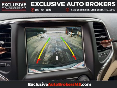 Used 2018 Jeep Grand Cherokee Laredo image 9