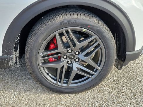 New 2026 Ford Explorer ST AWD/4WD image 7