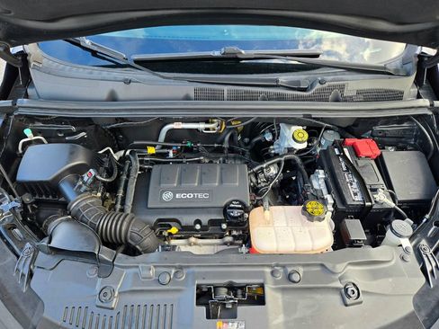 Used 2019 Buick Encore Sport Touring image 17