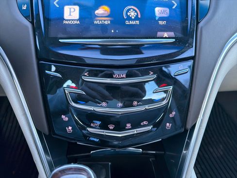 Used 2015 Cadillac XTS Platinum image 27