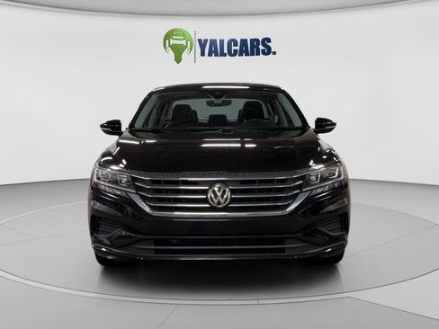 Used 2022 Volkswagen Passat 2.0T SE FWD image 8