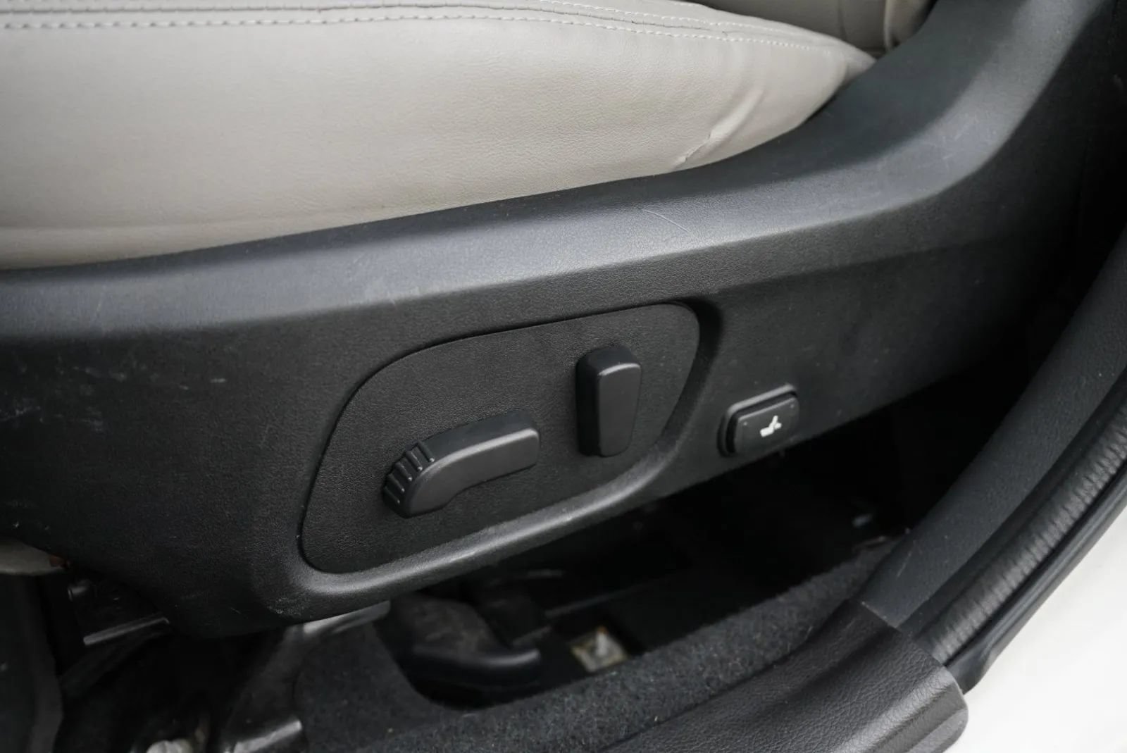 Used 2018 Subaru Forester 2.5i Limited AWD/4WD image 23