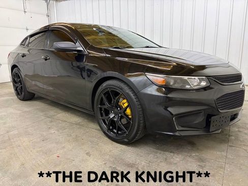 Used 2018 Chevrolet Malibu LS FWD image 1