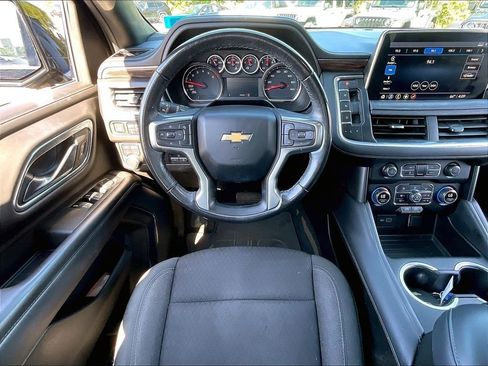 Used 2021 Chevrolet Suburban LS w/ Driver Alert Package AWD/4WD image 17