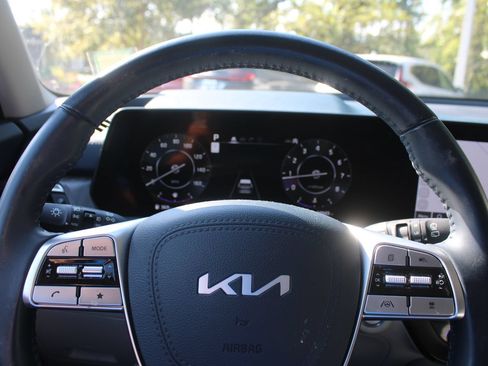 Certified 2023 Kia Telluride SX FWD image 30