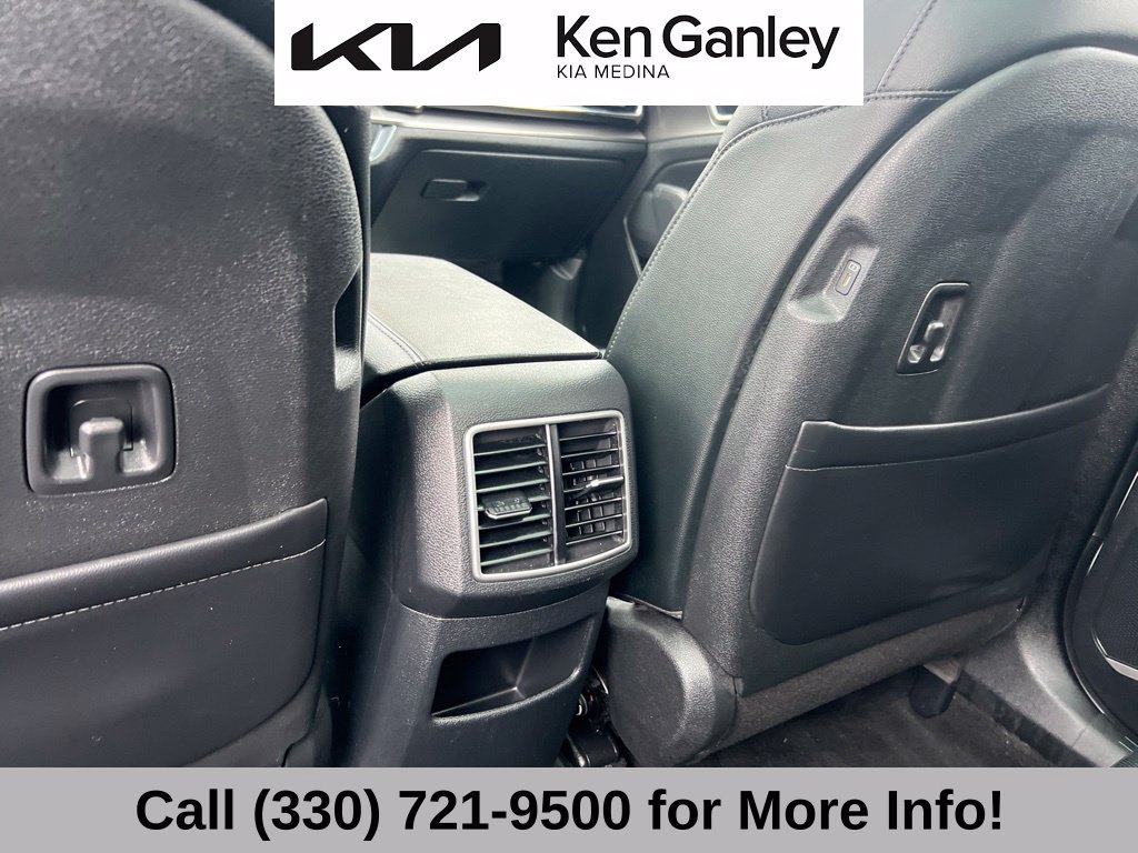 Certified 2025 Kia Sportage EX w/ Premium Package AWD/4WD image 43