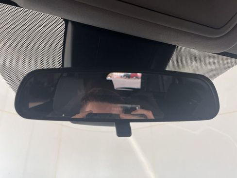 Used 2021 Toyota RAV4 XLE FWD image 73