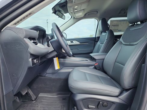 New 2026 Ford Explorer Active w/ Active Comfort Package image 6