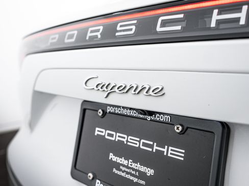 Certified 2023 Porsche Cayenne image 26