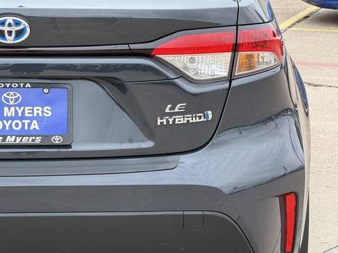 Used 2024 Toyota Corolla LE FWD image 9