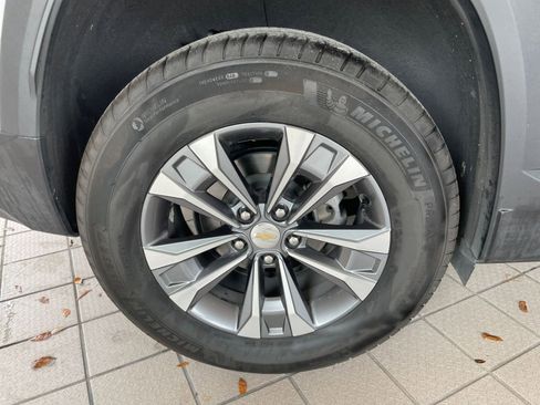 Used 2025 Chevrolet Equinox LT image 29