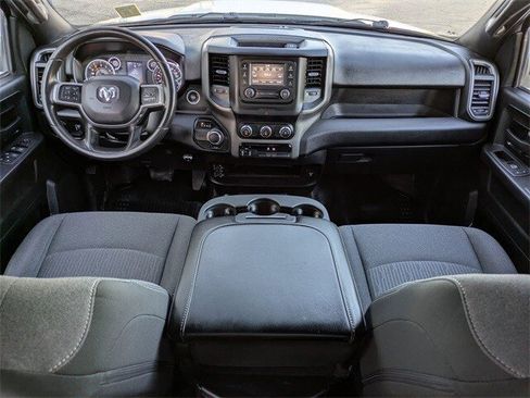 Used 2022 RAM 2500 Tradesman w/ Chrome Appearance Group image 15