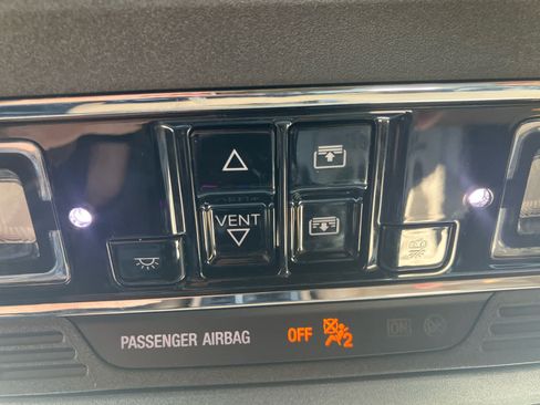 Used 2022 Lincoln Corsair Reserve w/ Equipment Group 201A AWD/4WD image 18