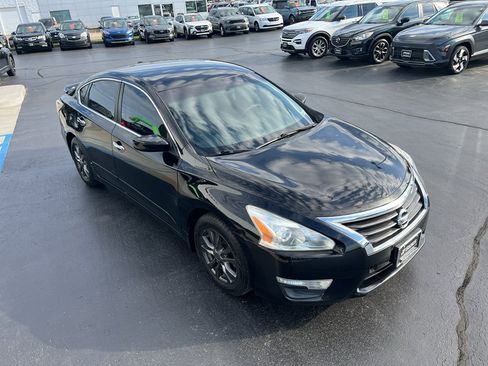Used 2015 Nissan Altima 2.5 S w/ Special Edition Package FWD image 5