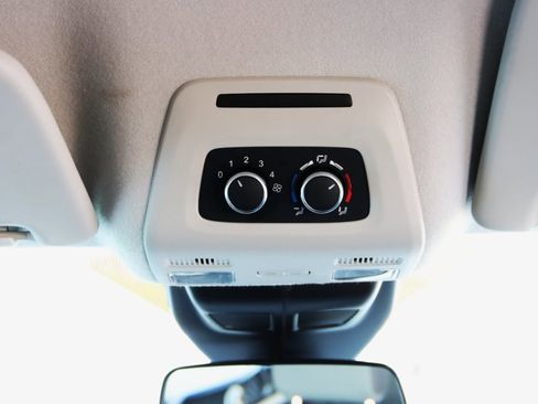 Used 2024 Ford Transit 350 XLT image 25