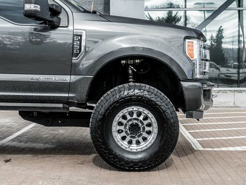 Used 2018 Ford F250 Platinum w/ Platinum Ultimate Package image 9