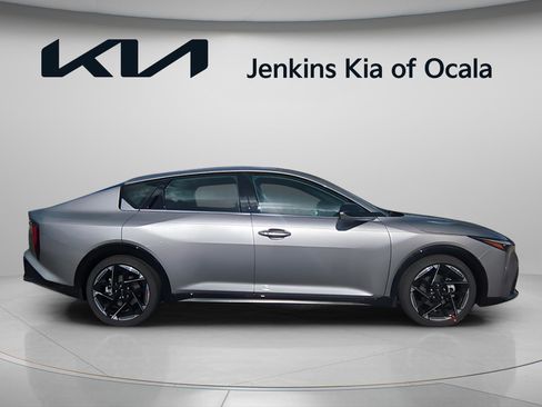 New 2026 Kia K4 GT-Line image 2