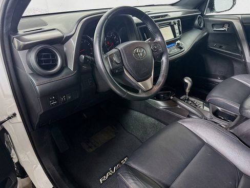 Certified 2018 Toyota RAV4 SE w/ Power Extra Value Package image 10