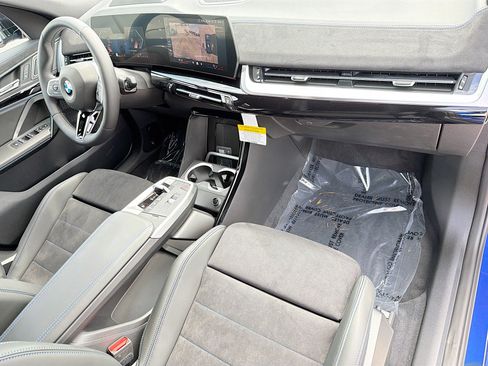New 2026 BMW X2 xDrive28i w/ Technology Package AWD/4WD image 13