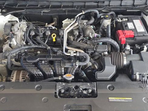 Used 2023 Nissan Altima 2.5 SR image 10