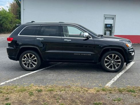 Used 2018 Jeep Grand Cherokee Overland RWD image 4