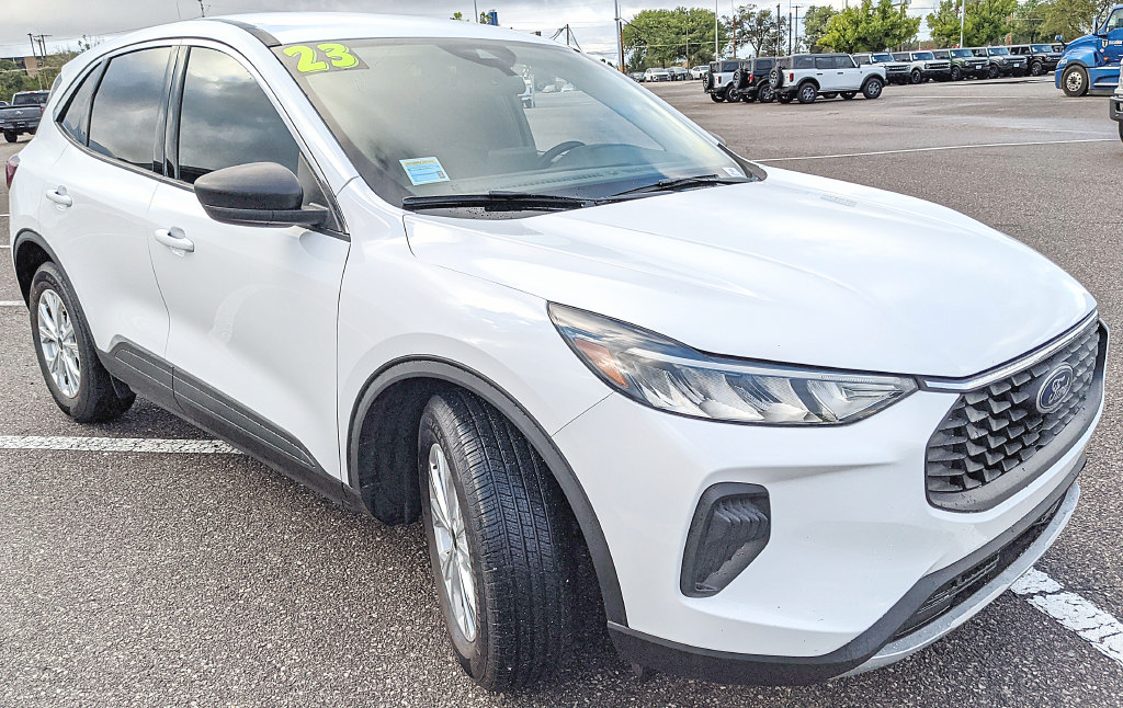 Certified 2023 Ford Escape Active FWD image 1