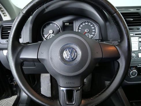 Used 2010 Volkswagen Jetta Limited Edition image 18
