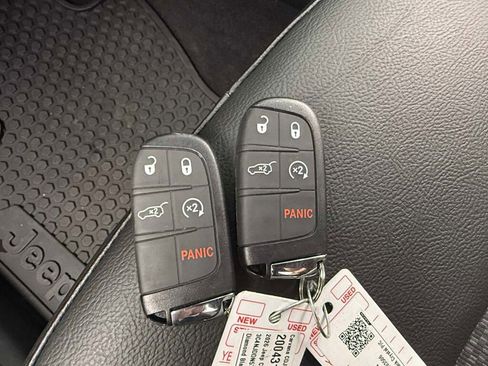 New 2026 Jeep Compass Trailhawk image 28