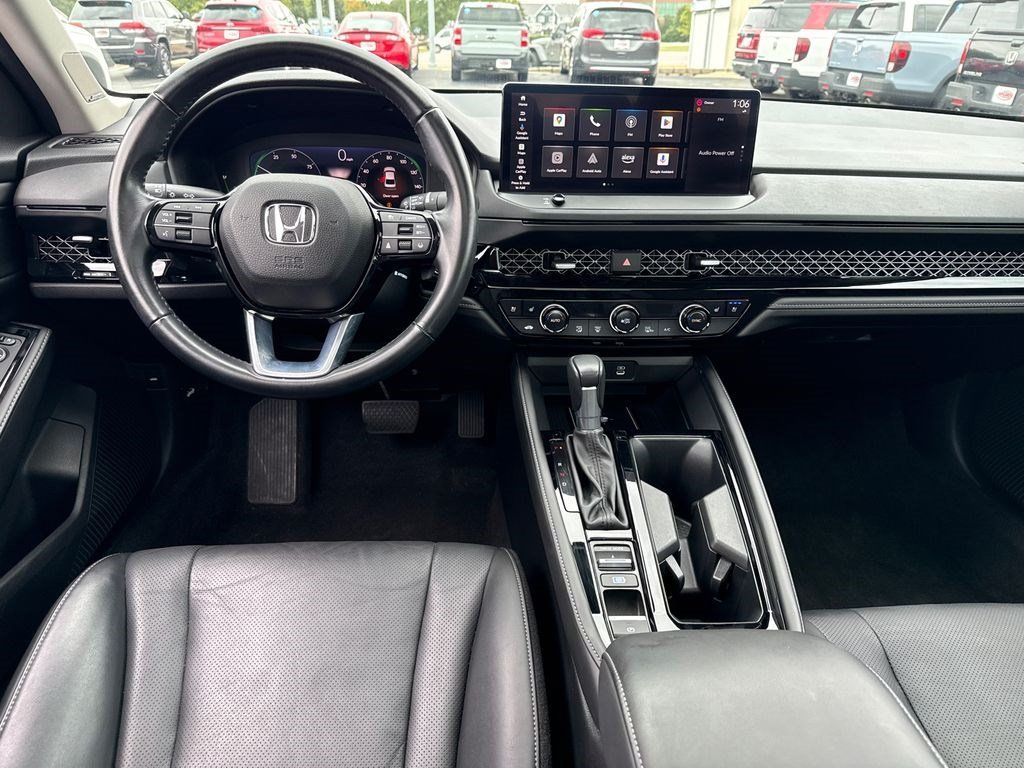 Certified 2023 Honda Accord Touring image 17