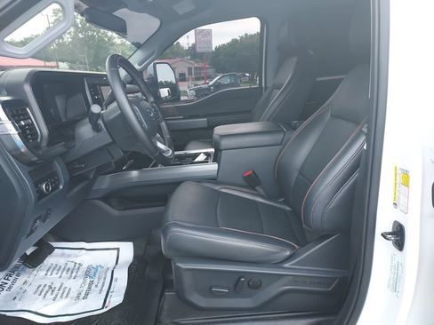 Used 2025 Ford F350 Lariat w/ Chrome Package AWD/4WD image 13