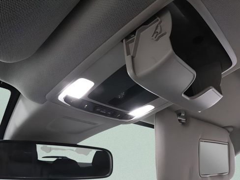 Used 2025 Honda CR-V EX image 15