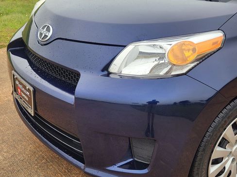 Used 2012 Scion xD FWD image 10