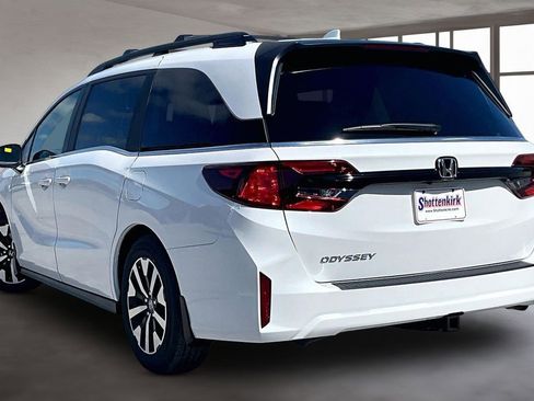 New 2026 Honda Odyssey EX-L image 3