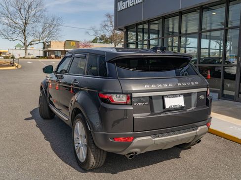 Used 2017 Land Rover Range Rover Evoque HSE image 4