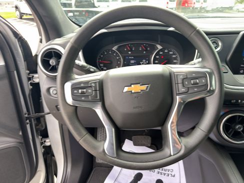 Used 2021 Chevrolet Blazer LT FWD image 11